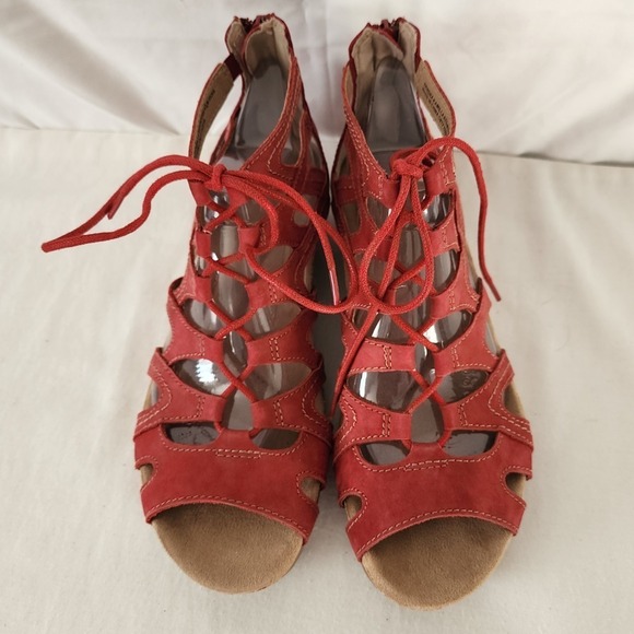 Earth Origins Kendra Red Lace Up Gladiator Sandals Open Toe Wedge 9.5M - Picture 2 of 6